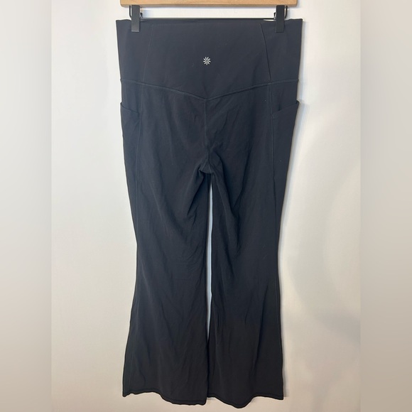 Athleta Women’s Black Salutation Stash Flare Pants Leggings, Size Large - Picture 6 of 10